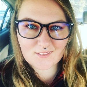 Meet your Posher, Shay